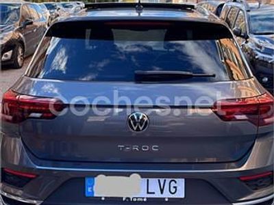 Usado VW T-Roc Sportline 150 CV (110 kW) 2021 Gris / plata SUV