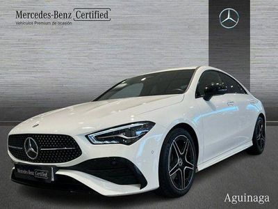 Blanco polar Usado 2024 Mercedes CLA200 AMG line | 35.890 € (Precio justo)
