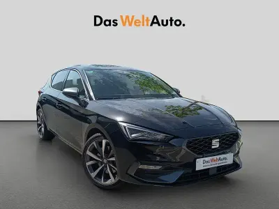Usado Seat Leon FR 150 CV (110 kW) 2022 Negro Berlina