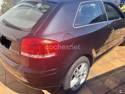 Usado Audi A3 Ambition 140 CV (102 kW) 2003 Negro Utilitario