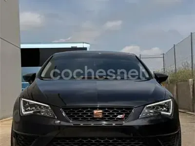 Usado Seat Leon SC FR 184 CV (135 kW) 2014 Negro Utilitario