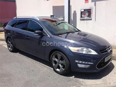 Usado Ford Mondeo Sport 163 CV (119 kW) 2011 Azul Familiar