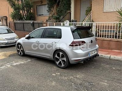 Usado VW Golf VII GTI 230 CV (169 kW) 2016 Gris / plata Berlina
