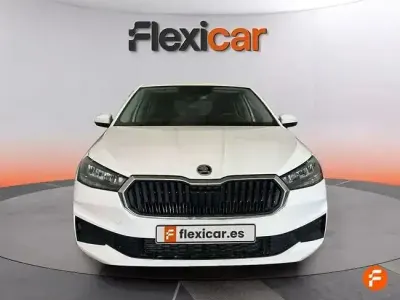 Käytetty Skoda Fabia Active 80 HP (58 kW) 2022 Valkoinen Viistoperä