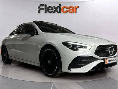 Blanco Usado 2025 Mercedes CLA200 Berlina | 40.990 € (Precio justo)