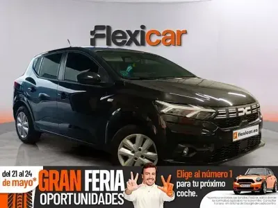Usado Dacia Sandero Expression 91 CV (66 kW) 2023 Negro