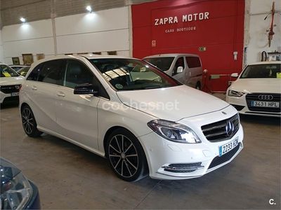 Blanco Usado 2014 Mercedes B180 Monovolumen | 13.700 € (Precio justo)