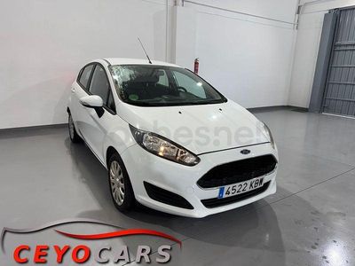 Blanco Usado 2017 Ford Fiesta Trend Berlina | 7970 € (Un poco caro)