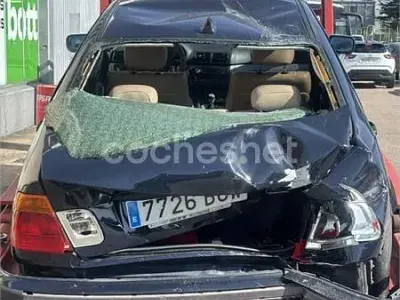 Usado BMW 328 193 CV (141 kW) 1999 Azul Berlina