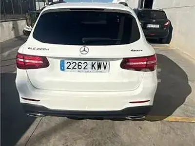 Usado Mercedes GLC220 170 CV (125 kW) 2019 Blanco SUV