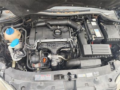 Usado Seat Leon Sport 140 CV (102 kW) 2008 Negro Utilitario