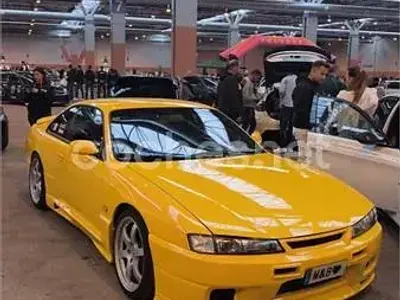 Usado Nissan 200 SX 200 CV (147 kW) 2000 Amarillo Coupe