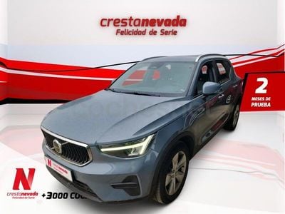 Usado Volvo XC40 Core 163 CV (119 kW) 2022 Gris / plata SUV