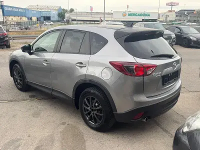 Usado Mazda CX-5 Luxury 150 CV (110 kW) 2015 Gris / plata SUV