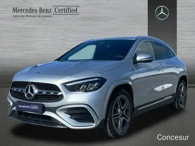Usado Mercedes GLA200 150 CV (110 kW) 2025 Blanco SUV