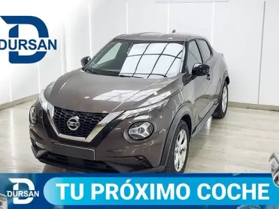 Usado Nissan Juke Acenta 114 CV (83 kW) 2021 Marrón SUV