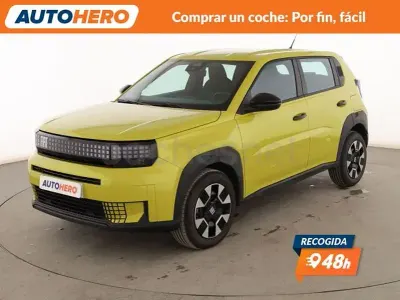 Usado Fiat Grande Panda Icon 100 CV (73 kW) 2025 Amarillo Utilitario