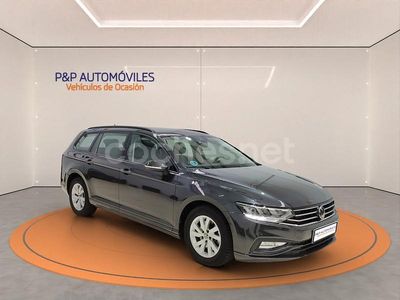 Usado VW Passat Business 122 CV (89 kW) 2021 Gris / plata Familiar
