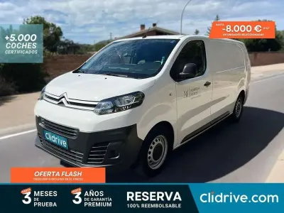 Usado Citroën Jumpy 120 CV (88 kW) 2022 Blanco Monovolumen