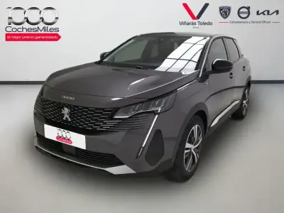 Usado Peugeot 3008 Allure 225 CV (165 kW) 2023 Gris SUV
