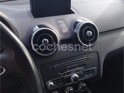 Usado Audi A1 Sportback 95 CV (69 kW) 2018 Gris / plata Utilitario