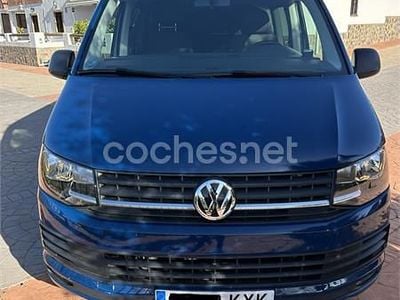 Usado VW Caravelle 114 CV (83 kW) 2019 Azul Van