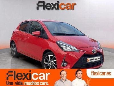 Usado Toyota Yaris 111 CV (81 kW) 2020 Rojo Berlina