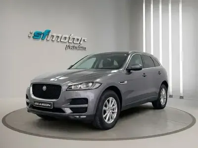Usado Jaguar F-Pace Prestige 180 CV (132 kW) 2018 Gris SUV