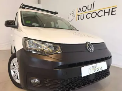 Usado VW Caddy 122 CV (89 kW) 2021 Blanco Monovolumen