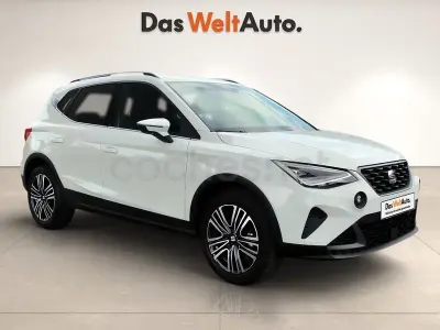 Usado Seat Arona FR 116 CV (85 kW) 2025 Blanco SUV