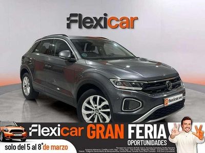 Usado VW T-Roc Life 110 CV (80 kW) 2022 Gris SUV