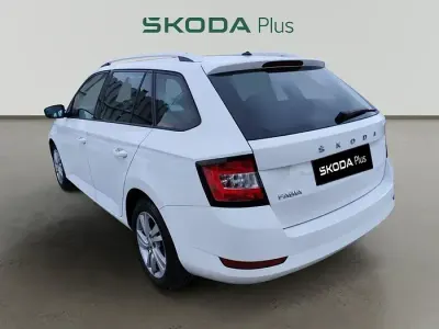 Usado Skoda Fabia Ambition 95 CV (69 kW) 2021 Blanco Utilitario