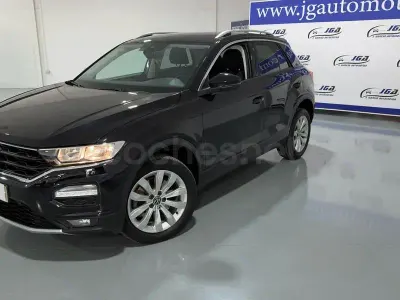 Usado VW T-Roc Advance 150 CV (110 kW) 2021 Negro SUV