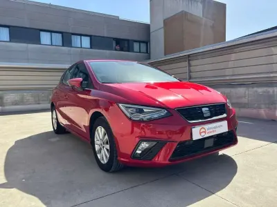 Usado Seat Ibiza Style 116 CV (85 kW) 2025 Blanco Utilitario