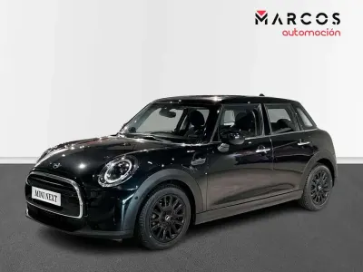 Usado Mini Cooper 136 CV (100 kW) 2023 Negro Utilitario