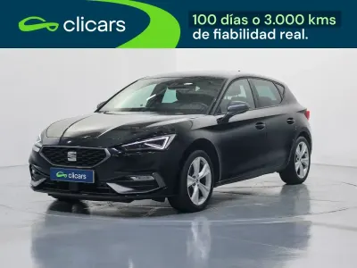 Usado Seat Leon FR 116 CV (85 kW) 2025 Negro Berlina