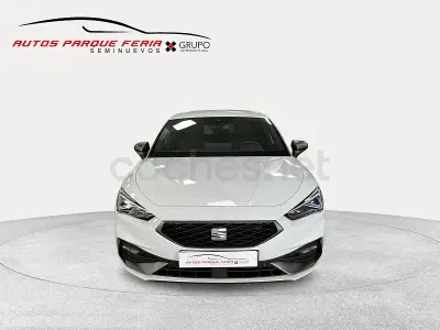 Usado Seat Leon FR 116 CV (85 kW) 2025 Blanco Berlina