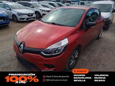 Usado Renault Clio IV LIMITED 74 CV (54 kW) 2019 Rojo Berlina