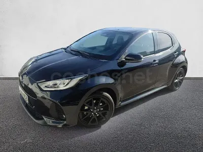Usado Mazda 2 Homura-Line 116 CV (85 kW) 2025 Negro Utilitario