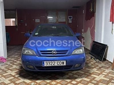 Usado Opel Astra 125 CV (91 kW) 2003 Azul Coupe