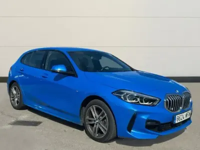Occasion BMW 118 Comfort Edition 150 PK (110 kW) 2023 Blauw Hatchback