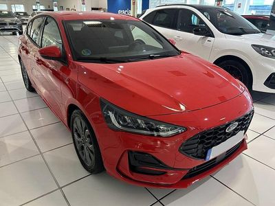 Rojo Usado 2024 Ford Focus ST-Line X Berlina | 22.900 € (Un poco caro)