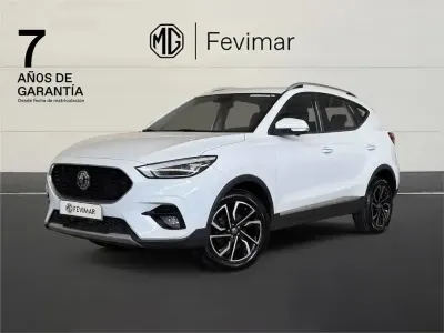 Käytetty MG ZS Luxury 111 HP (81 kW) 2025 Valkoinen Katumaasturi