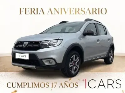 Usado Dacia Sandero 90 CV (66 kW) 2020 Gris / plata Berlina
