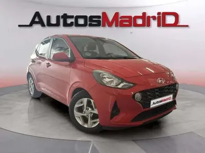 Usado Hyundai i10 67 CV (49 kW) 2021 Rojo Utilitario