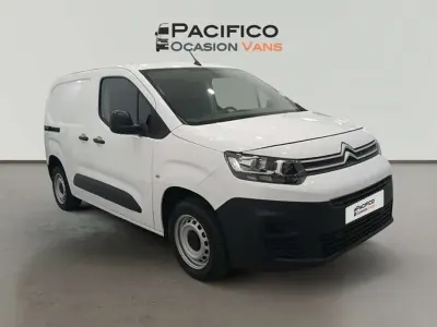 Usado Citroën Berlingo 102 CV (75 kW) 2022 Blanco Monovolumen