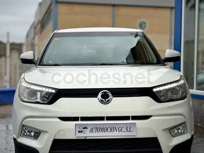 Usado SsangYong Tivoli 128 CV (94 kW) 2016 Blanco SUV