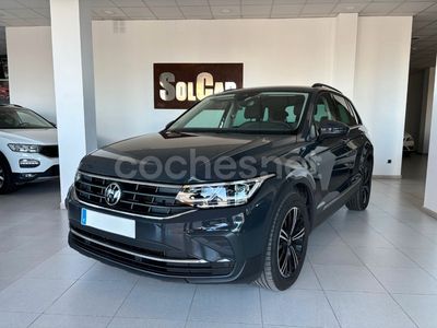 Gris / plata Usado 2020 VW Tiguan Life SUV | 28.990 € (Precio justo)