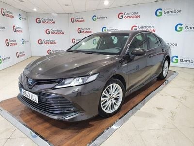 Usado Toyota Camry Advance 217 CV (159 kW) 2020 Gris Berlina