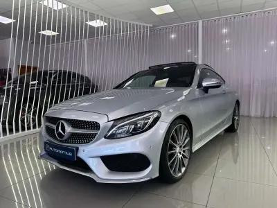 Usado Mercedes C250 204 CV (150 kW) 2017 Gris Coupe